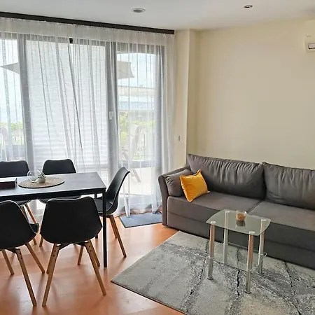 Apartman Beachside Bliss By Mery -balchik *